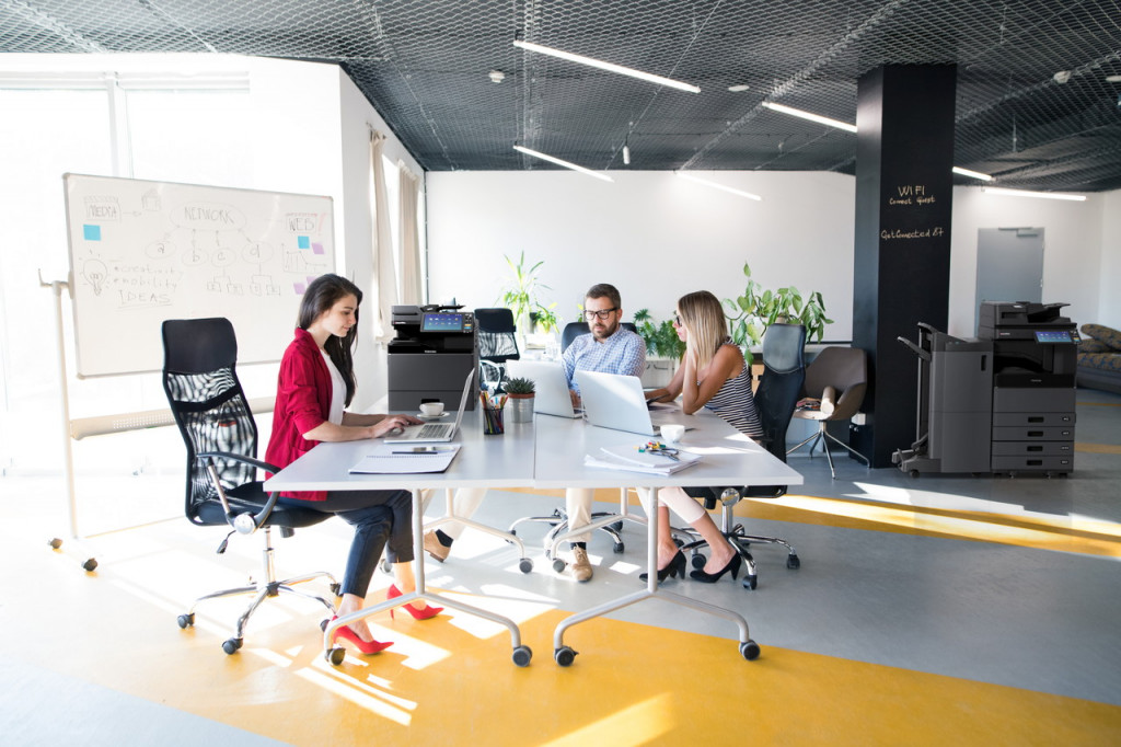 Alles Wichtige zu Emissionen im Büro – kompakt, verständlich und praxisnah. Erfahren Sie, wie Sie Ihre Arbeitsumgebung sicher, gesund und zukunftssicher gestalten können.